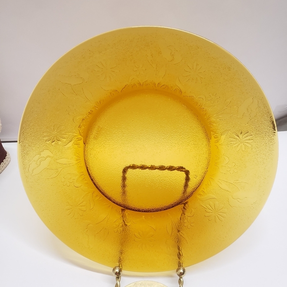 Vintage France Vereco Amber Flower Plate - Picture 16 of 16